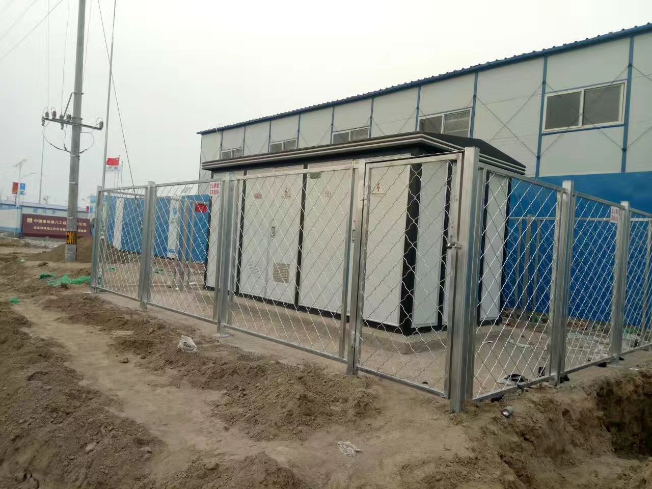 北京大興機(jī)場(chǎng)-箱式變壓器